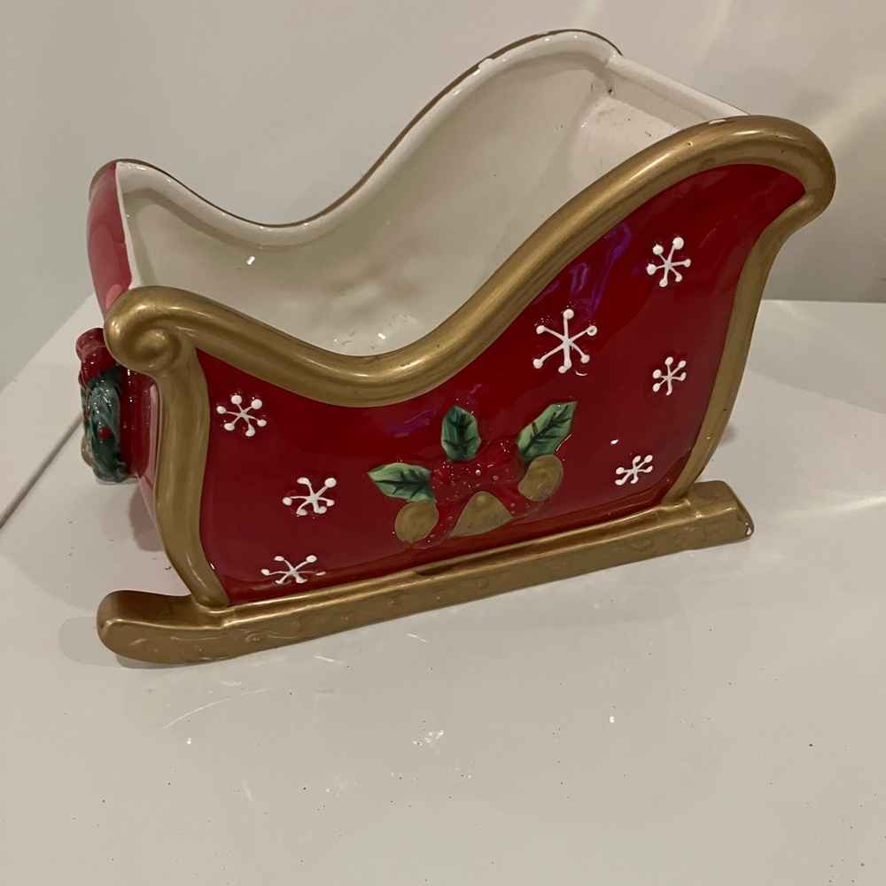 Fitz and Floyd Red and Gold Holiday Sleigh Planter